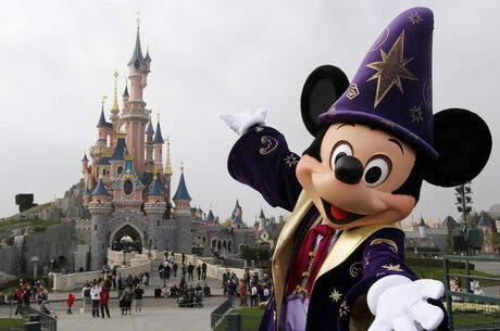 Paris & Disneyland Turu Türk Havayolları ile 3 Gece 4 Gün