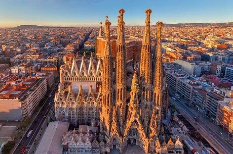 Barcelona Turu Vueling Havayolları Seferi ile Kurban Bayramı Özel 3 Gece