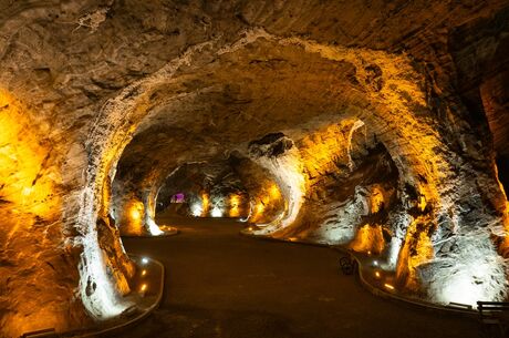 Bursa Kalkışlı 6 Gece 7 Gün Benzersiz Doğu Ekspresi Turu