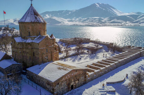 Bursa Kalkışlı 6 Gece 7 Gün Benzersiz Doğu Ekspresi Turu