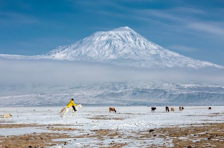 Antalya Kalkışlı 6 Gece 7 Gün Benzersiz Doğu Ekspresi Turu