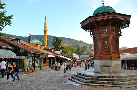 Adana Çıkışlı Kosovalı Büyük Balkan Air Albania İle Extra Turlar ve Akşam Yemekleri Dahil