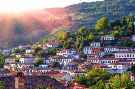 İzmir Efes Şirince - Pamukkale Turu | 1 Gece Konaklamalı