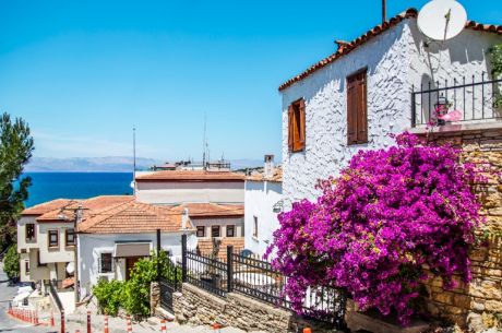 15. Alaçatı Ot Festivali ve Egenin Saklı Köyleri Turu | 1 Gece Otel Konaklamalı